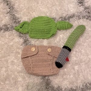 Baby Yoda Newborn Costume